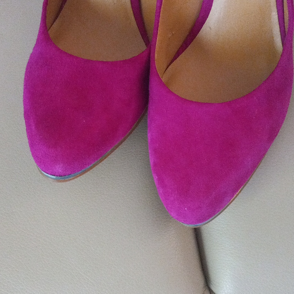 Nine West Rocha Fuchsia Suede Pumps with Multicolor Striped Heel Size 9M - Picture 8 of 17
